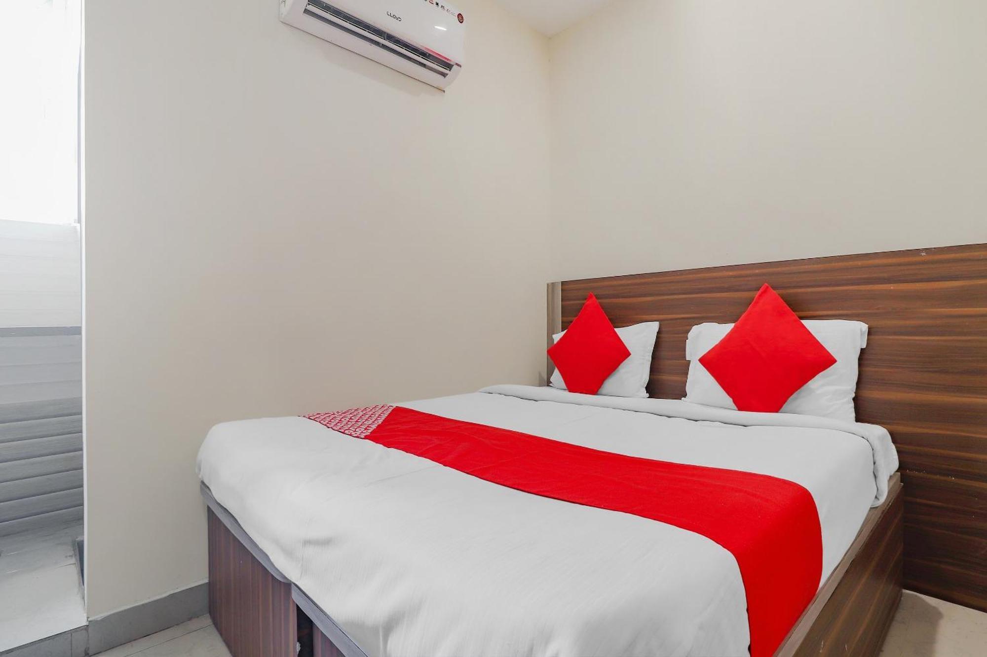 Oyo Adda Rooms Hyderabad Esterno foto