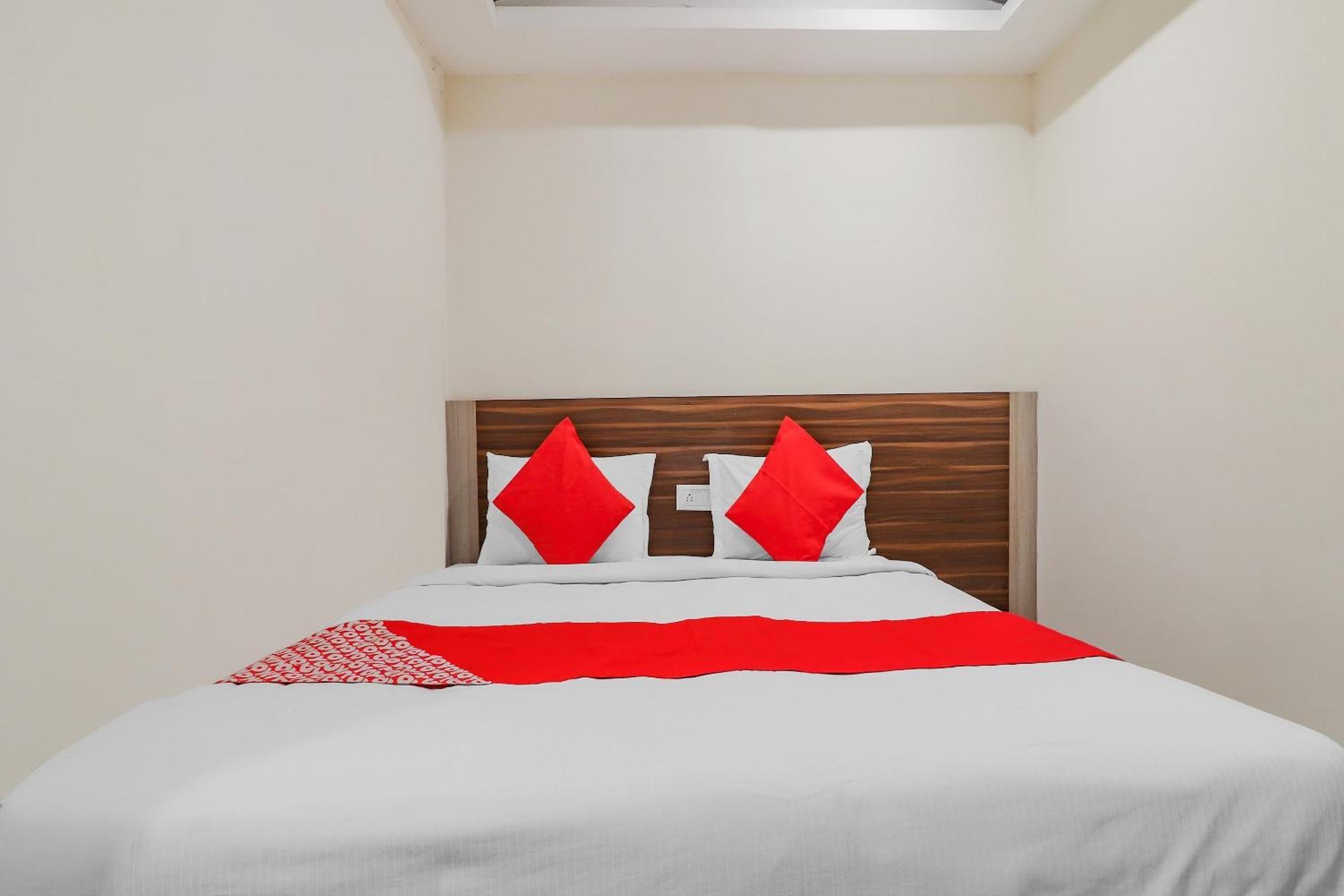 Oyo Adda Rooms Hyderabad Esterno foto